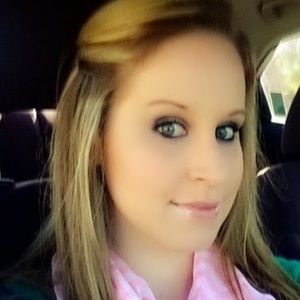 Meet your Posher, Alicia
